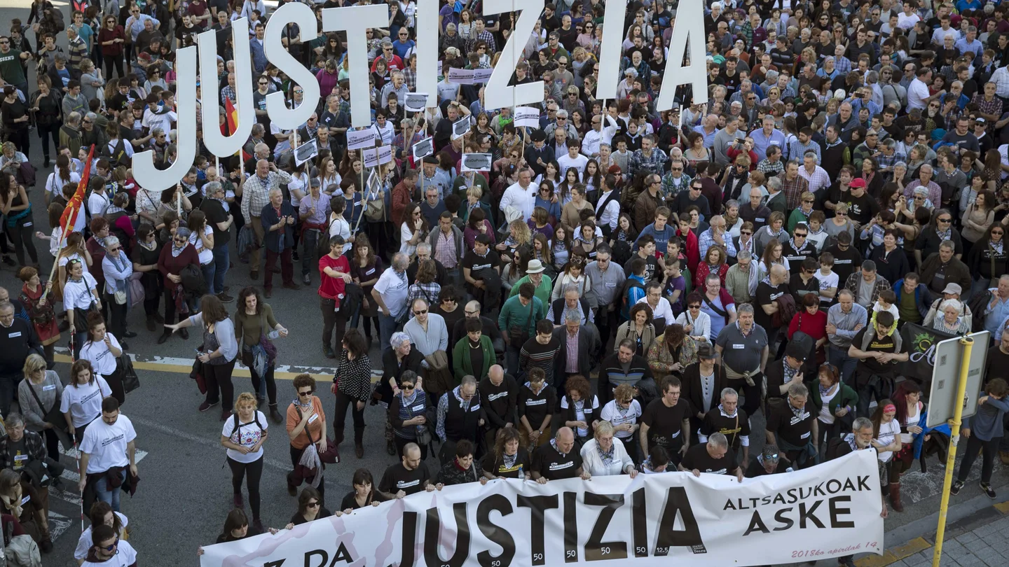 Manifestación en favor de los ocho jóvenes de Alsasua detenidos Manifestación en favor de los ocho jóvenes de Alsasua detenidos