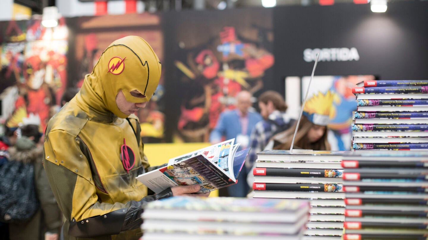 Uno de los asistentes al Sal&oacute;n del C&oacute;mic de Barcelona