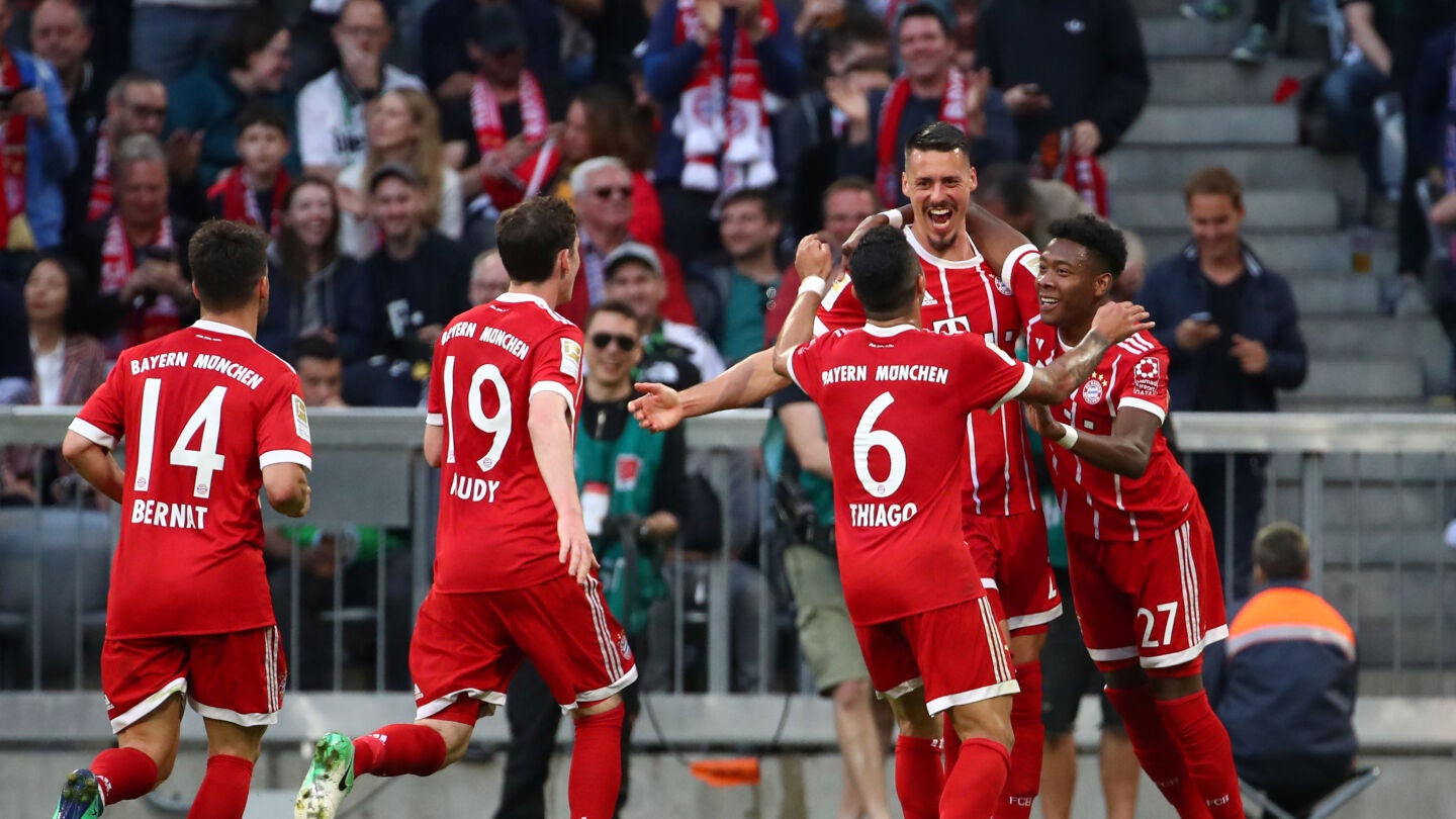 Sandro Wagner celebra un gol ante el Gladbach