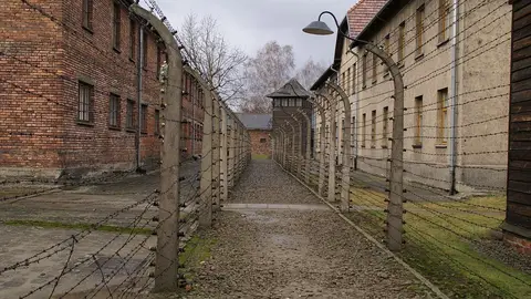 Auschwitz Auschwitz