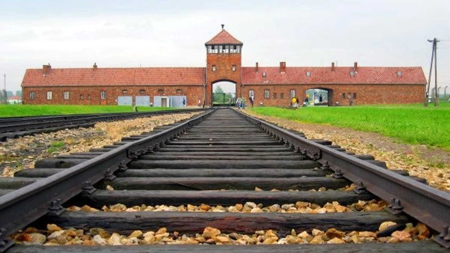 Auschwitz Auschwitz