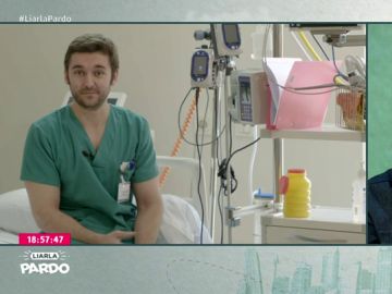 Un enfermero del equipo médico que atendió al artista Antonio Carmona Un enfermero del equipo médico que atendió al artista Antonio Carmona