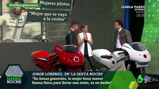 Jorge Lorenzo: "En líneas generales, la mujer tiene menor fuerza física para llevar una moto, es un hecho" Jorge Lorenzo: "En líneas generales, la mujer tiene menor fuerza física para llevar una moto, es un hecho"