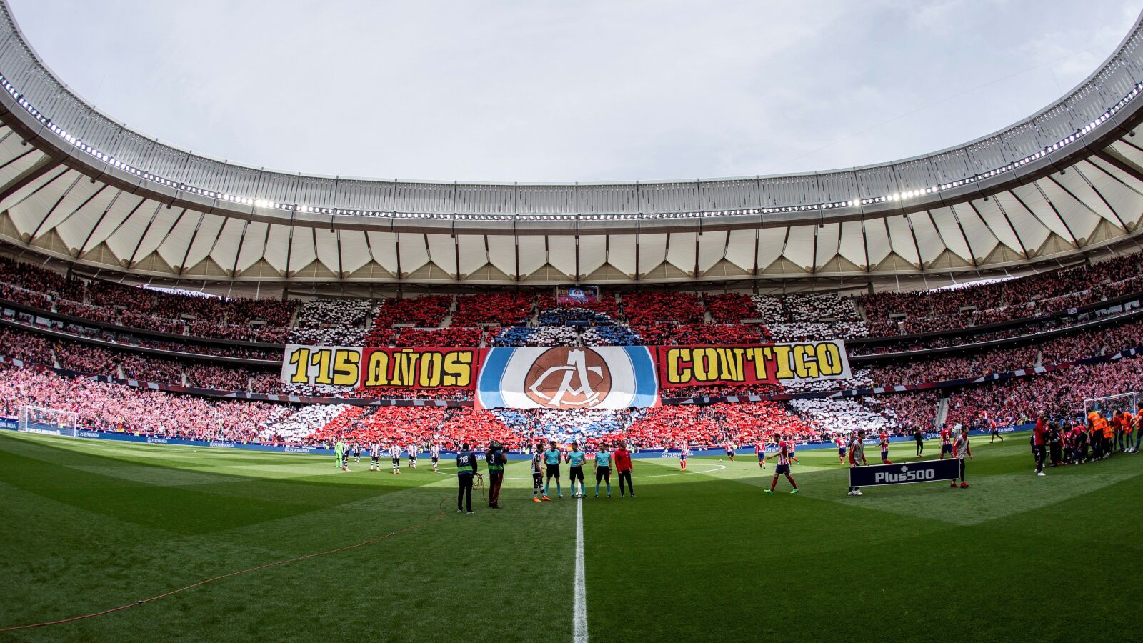 El primer tifo en la historia del Wanda Metropolitano
