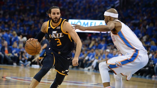 Ricky Rubio conduce el balón ante los Thunder Ricky Rubio conduce el balón ante los Thunder
