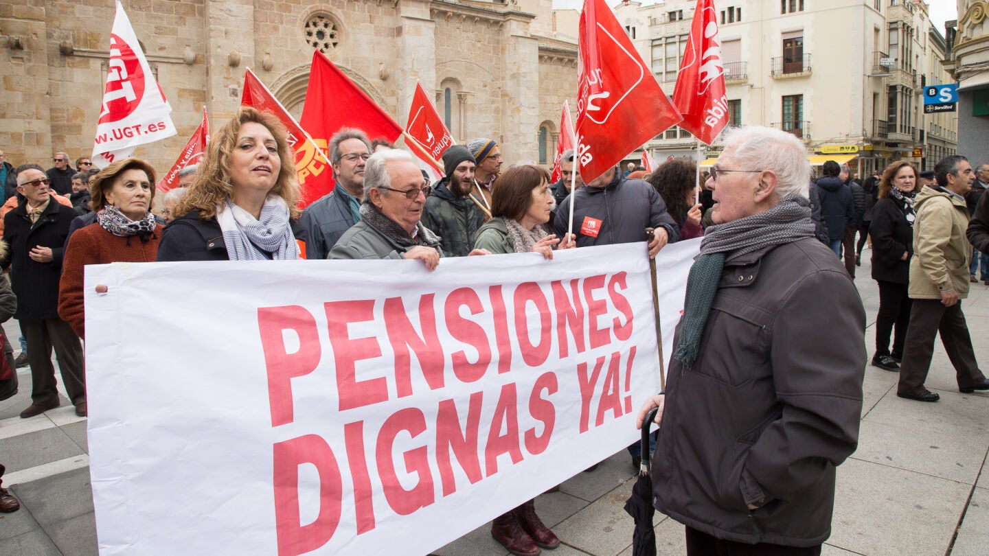 Manifestaci&oacute;n por las pensiones y los empleos dignos en Zamora