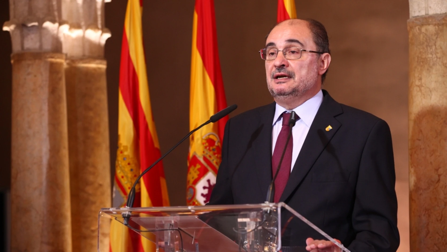 El presidente Javier Lambán en su intervención en las Cortes