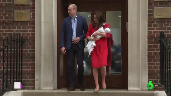 Kate Middleton deja el hospital Kate Middleton deja el hospital