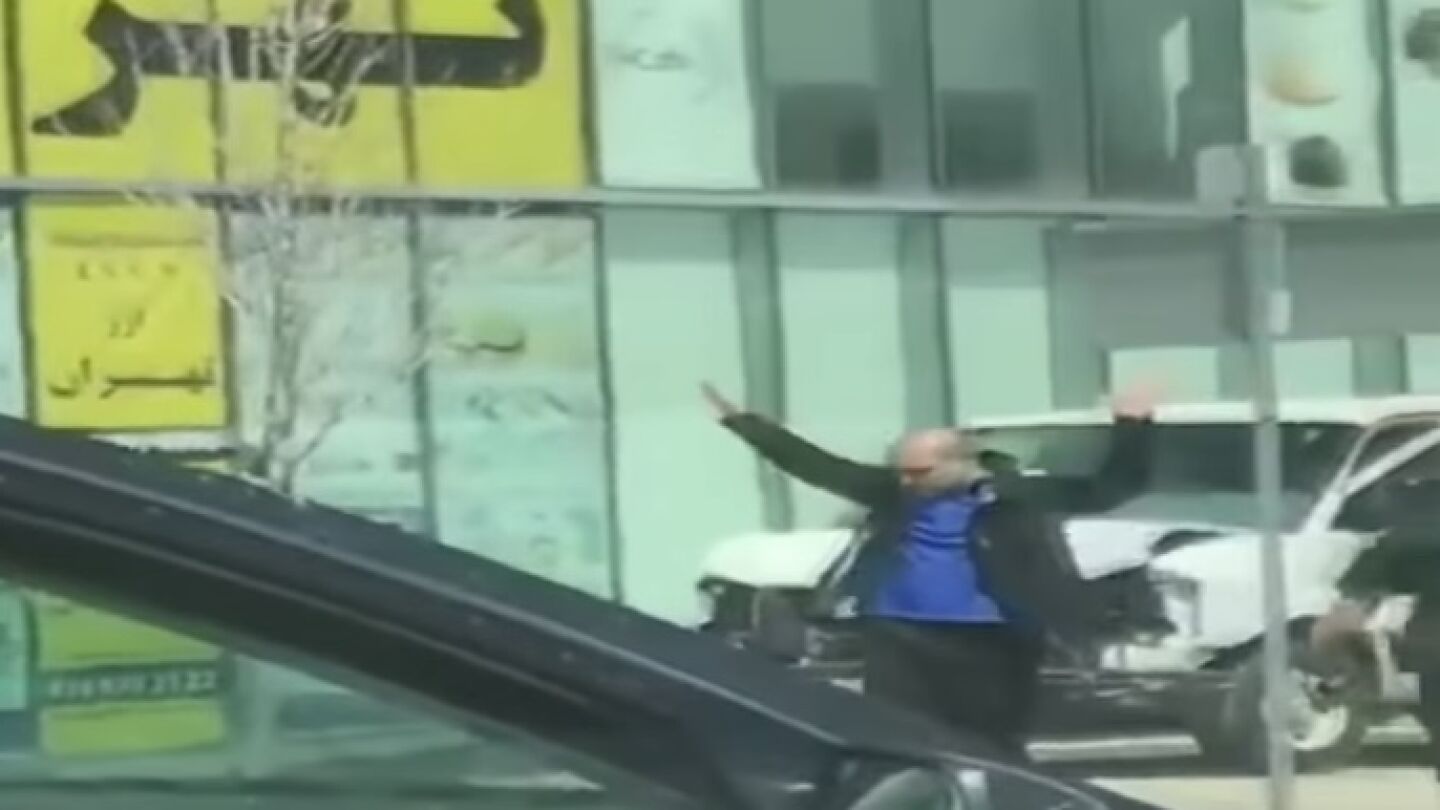 Momento previo a la detenci&oacute;n del autor del atropello m&uacute;ltiple en Toronto