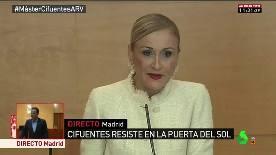Cristina Cifuentes ante los medios de comunicación Cristina Cifuentes ante los medios de comunicación