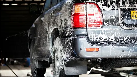 ¡Ojo! 5 enemigos de la pintura de tu coche que trae la primavera ¡Ojo! 5 enemigos de la pintura de tu coche que trae la primavera