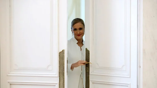 Cristina Cifuentes antes de su comparecencia ante los medios de Comunicación Cristina Cifuentes antes de su comparecencia ante los medios de Comunicación