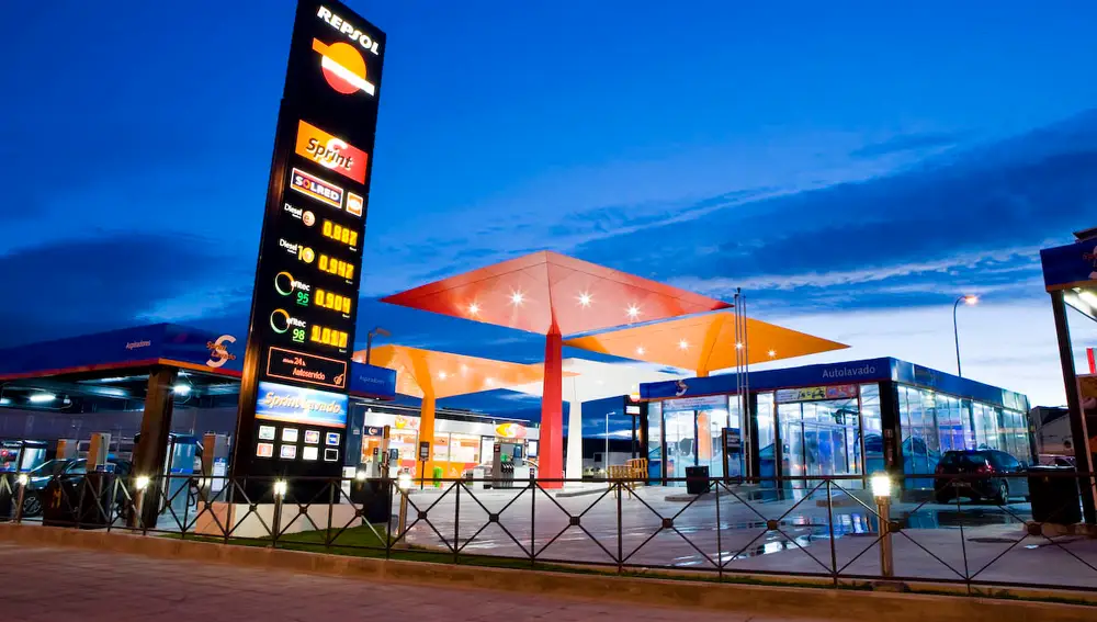 Hacienda pretende subir los carburantes en nueve comunidades, ¿cómo? Hacienda pretende subir los carburantes en nueve comunidades, ¿cómo?