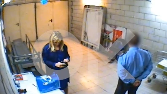 Imagen de Cifuentes tras ser sorprendida intentando robar en un supermercado Imagen de Cifuentes tras ser sorprendida intentando robar en un supermercado