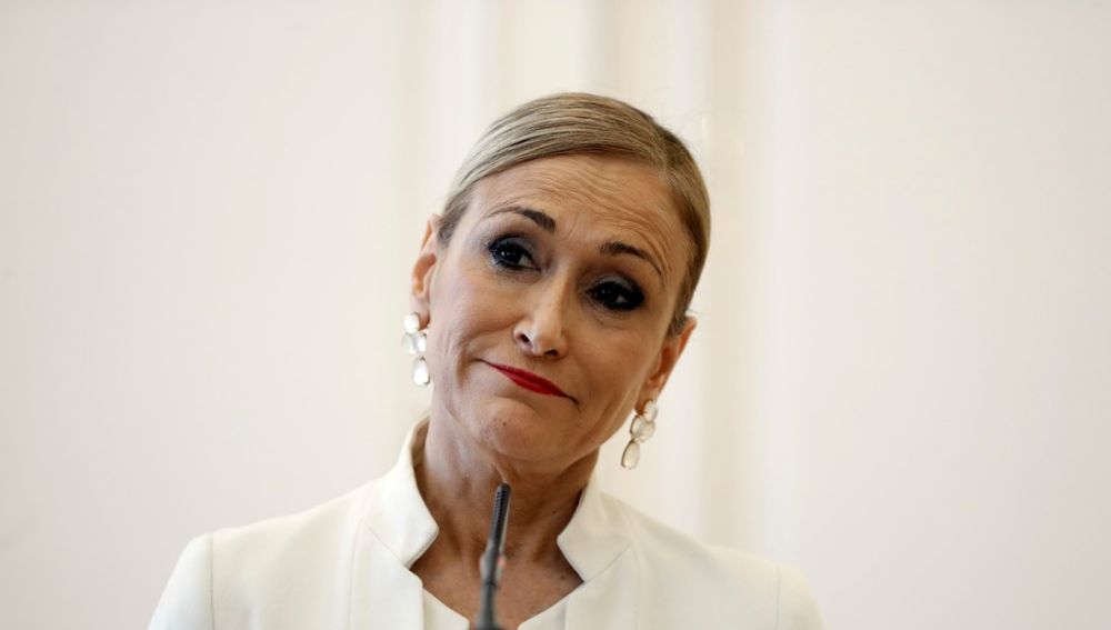 Cristina Cifuentes en el momento de presentar su dimisión