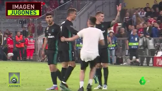 La UEFA abre expediente al Bayern por los incidentes tras el partido contra el Madrid La UEFA abre expediente al Bayern por los incidentes tras el partido contra el Madrid