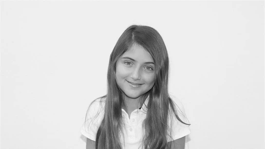 Lucía Moreno, una niña con distrofia simpático refleja Lucía Moreno, una niña con distrofia simpático refleja