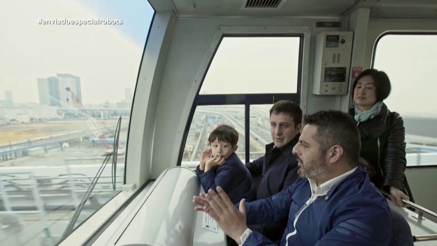 Jalis de laSerna, en un tren aut&oacute;nomo en Enviado especial