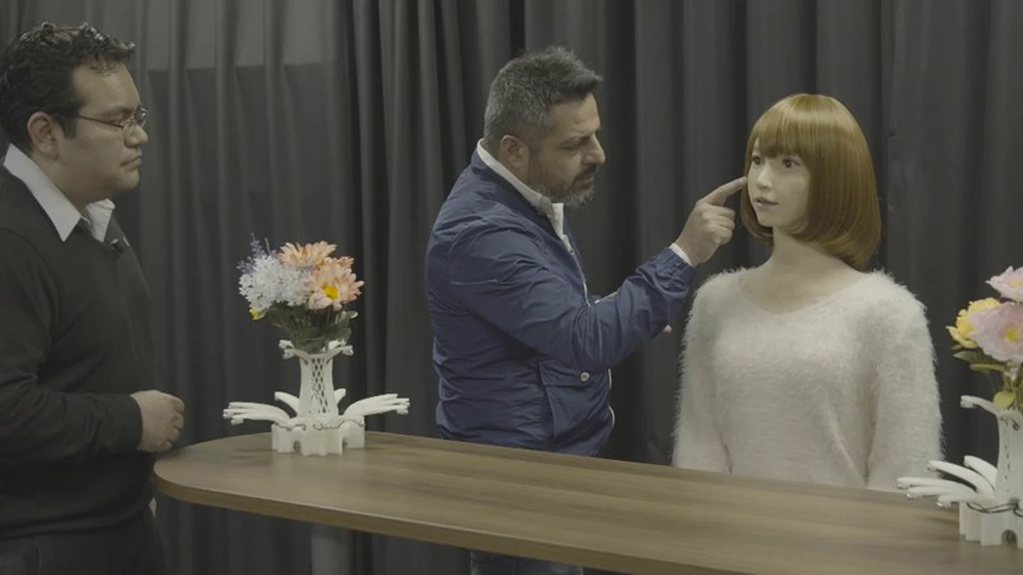 Jalis de la Serna conoce el imperio de los robots Jalis de la Serna conoce el imperio de los robots