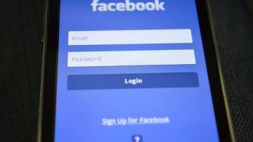 Las apps de mensajería y las redes sociales son vías habituales para propagar malware. ¡Ten cuidado!