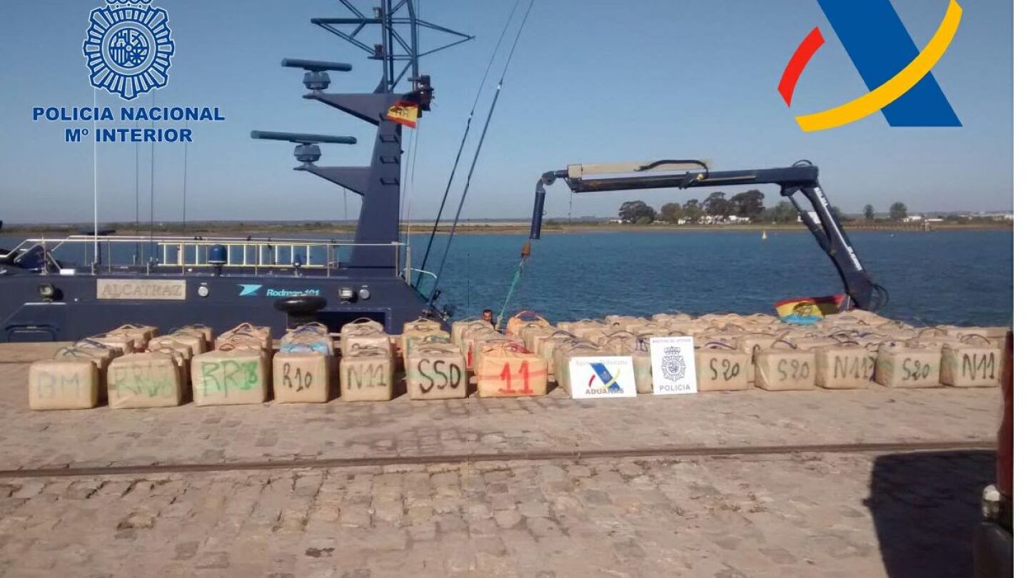 Aprehendidos m&aacute;s de 6.000 kilos de hach&iacute;s en las costas de Huelva