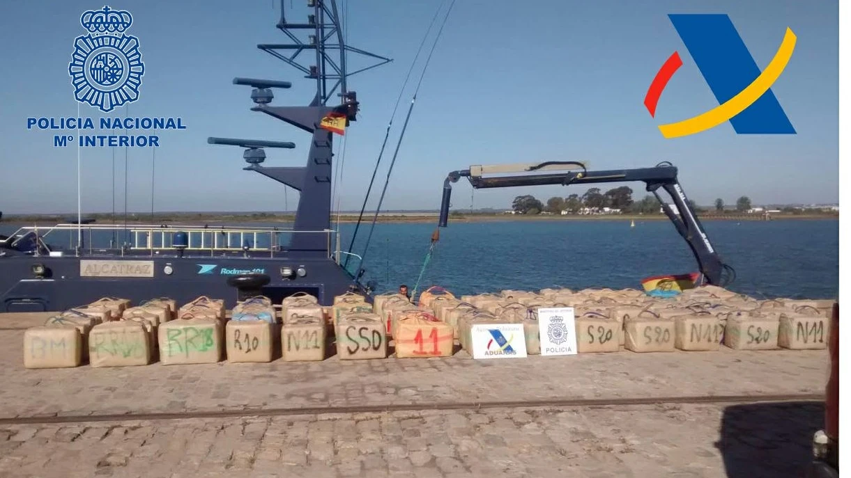Aprehendidos más de 6.000 kilos de hachís en las costas de Huelva