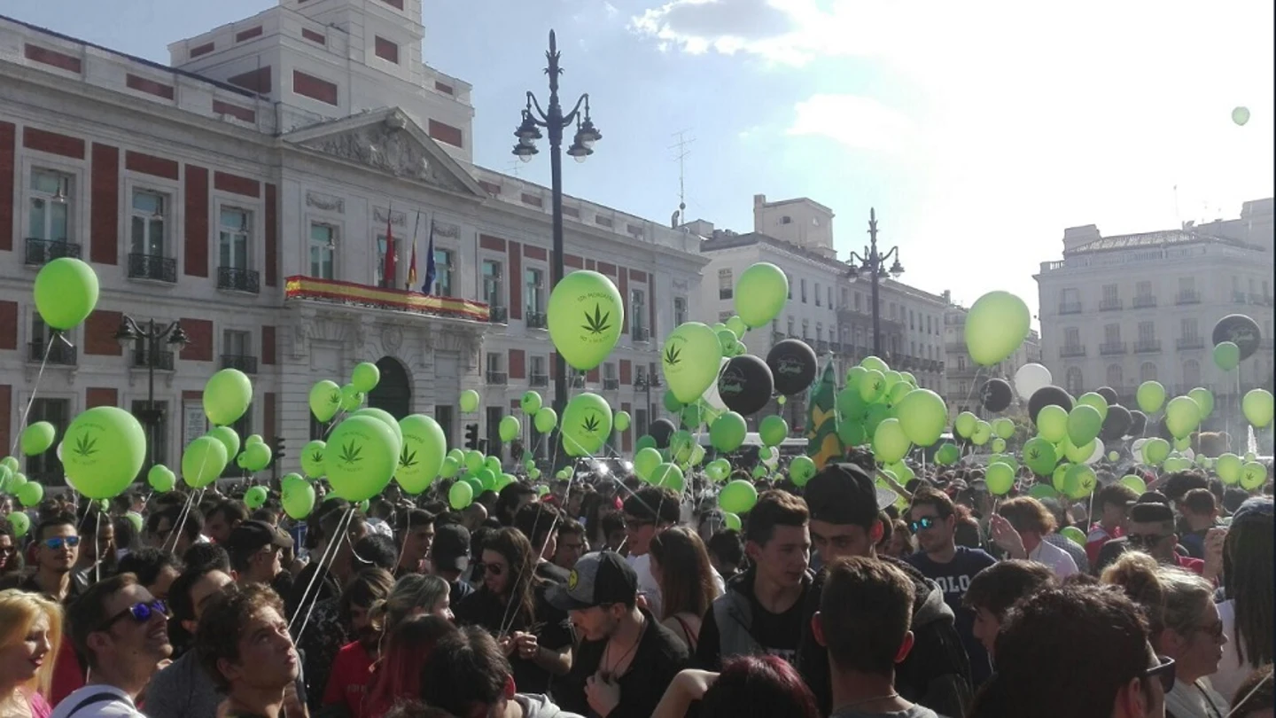 Marcha a favor de la marihuana en Madrid Marcha a favor de la marihuana en Madrid