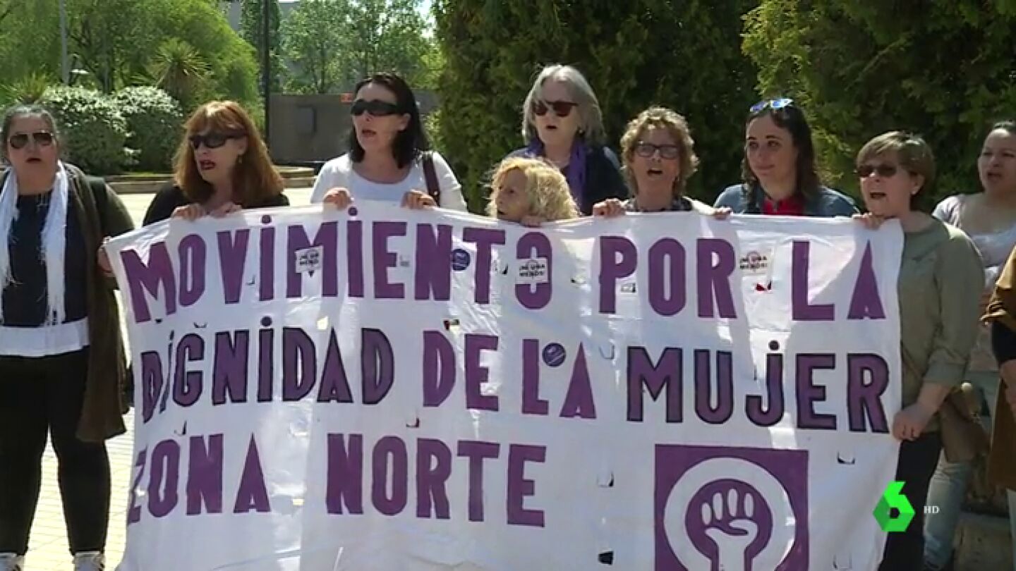  Concentraci&oacute;n en Alcobendas contra la sentencia de 'La Manada': "Es indignante el doble rasero que se utiliza frente a cualquier tipo de delito y los de violencia machista"