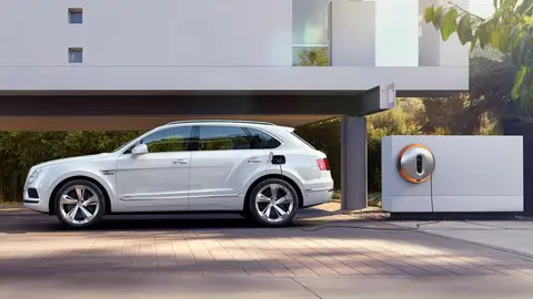 Bentayga Plug-In Hybrid Bentayga Plug-In Hybrid