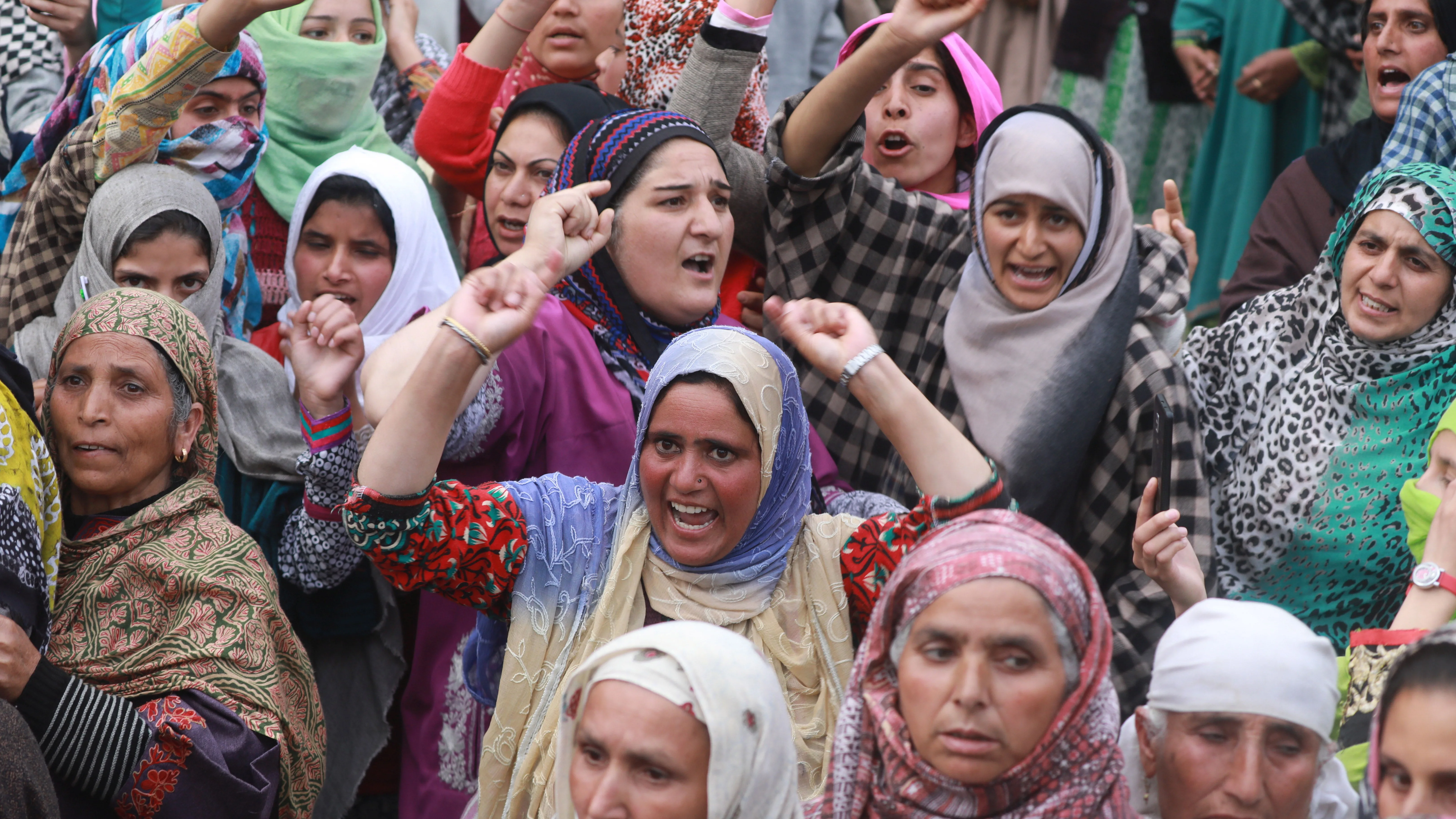 Un grupo de mujeres manifestándose en Cachemira, en la India (Archivo)