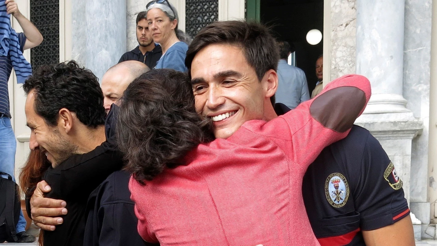 José Enrique Rodríguez, uno de los tres bomberos de la ONG Proem-Aid José Enrique Rodríguez, uno de los tres bomberos de la ONG Proem-Aid