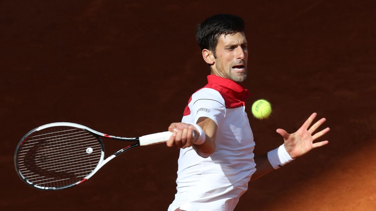 Novak Djokovic, en acci&oacute;n en la pista Manolo Santana