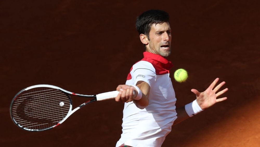 Novak Djokovic, en acción en la pista Manolo Santana