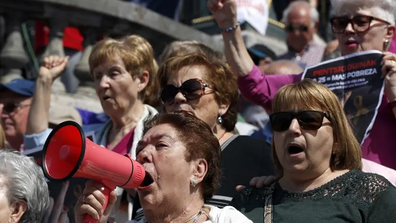 Pensionistas protestan en Bilbao