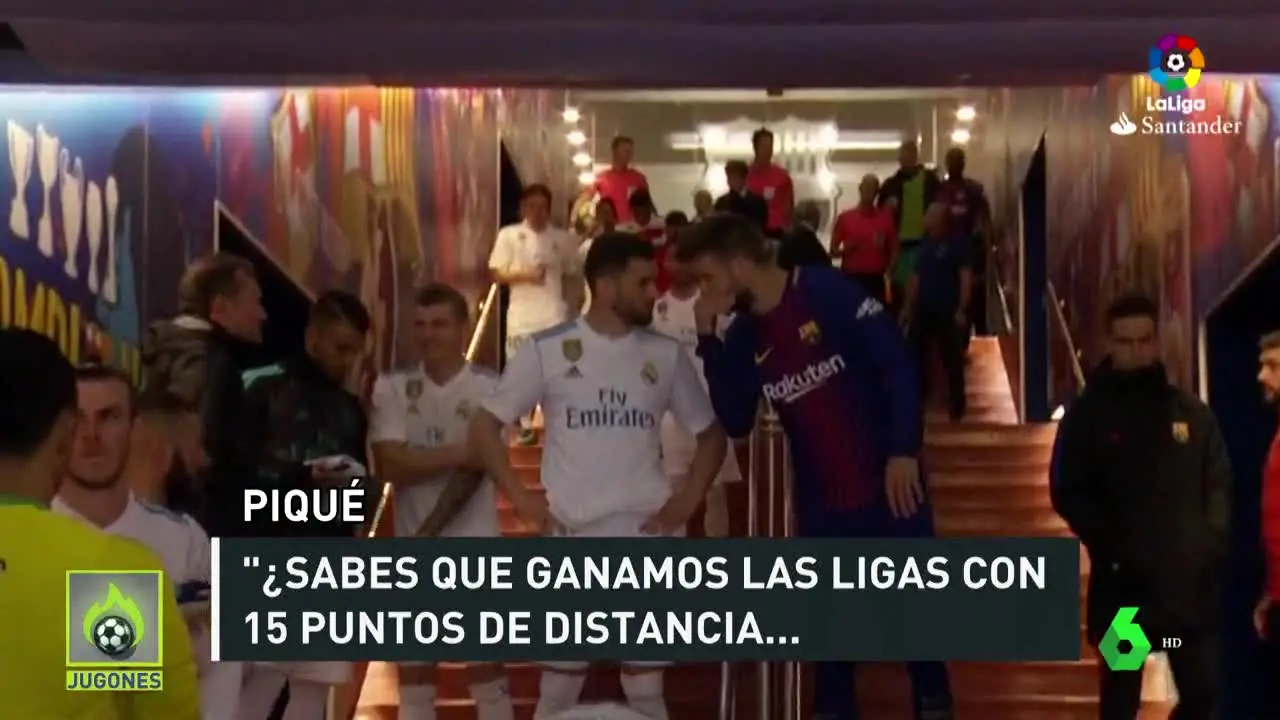 Piqué y Nacho, en el descanso del Clásico