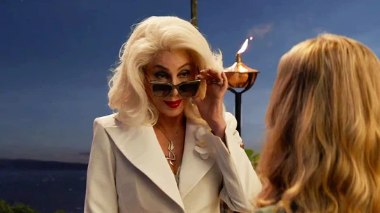 Cher en 'Mamma Mia! Una y otra vez' Cher en 'Mamma Mia! Una y otra vez'