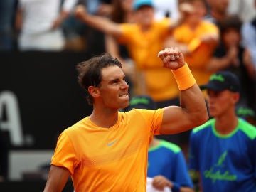 Nadal celebra su triunfo sobre Shapovalov Nadal celebra su triunfo sobre Shapovalov