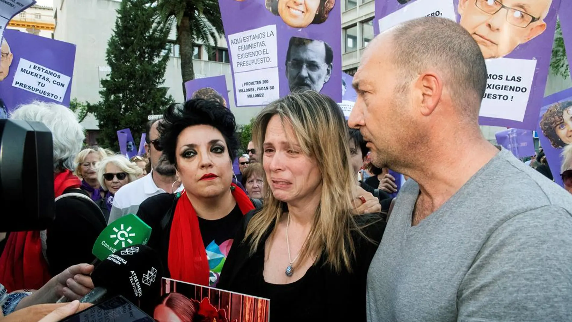 Padres de la joven muerta en Granada por violencia machista