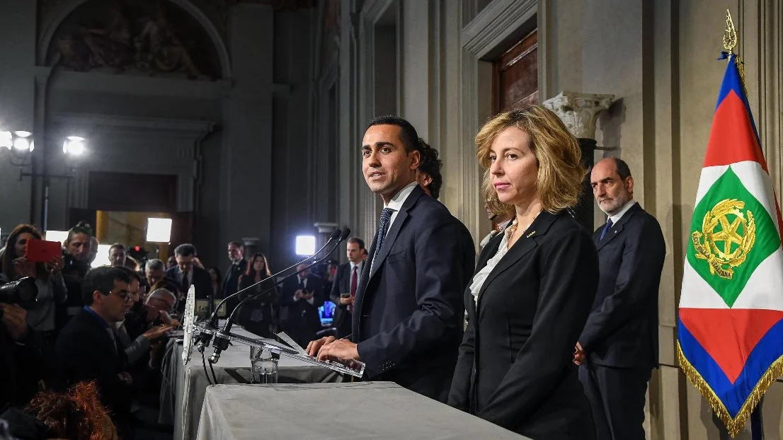 El líder del Movimiento Cinco Estrellas (M5S), Luigi Di Maio y su compañera de partido Giulia Grillo 