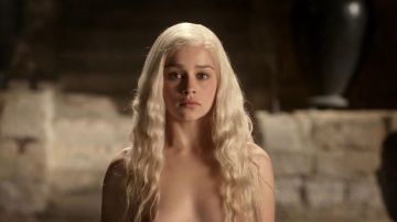 Emilia Clarke en 'Juego de Tronos'