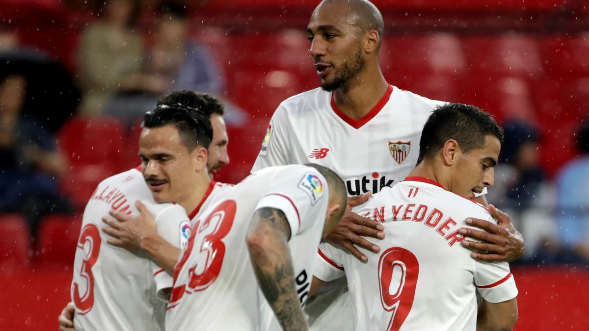 El Sevilla celebra un gol