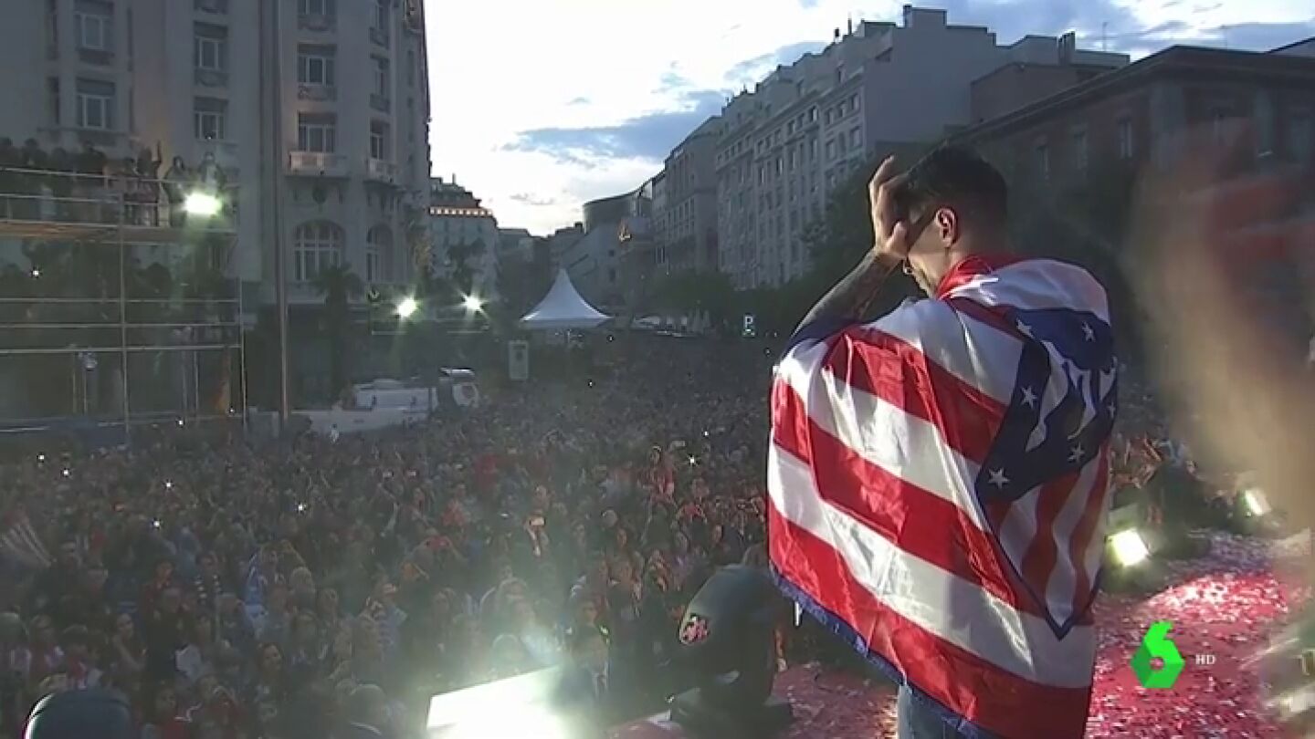 Fernando Torres se emociona en Neptuno: "Vine a ver al Atleti del Doblete y so&ntilde;aba con estar aqu&iacute; alg&uacute;n d&iacute;a"
