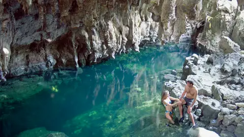 Cuevas. Atiu El lado más insólito de las islas Cook