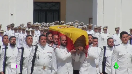 Homenaje militar en Cádiz para despedir al joven soldado que murió en Mali Homenaje militar en Cádiz para despedir al joven soldado que murió en Mali