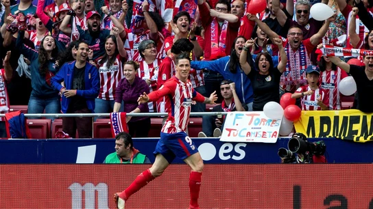 Fernando Torres celebra un gol Fernando Torres celebra un gol