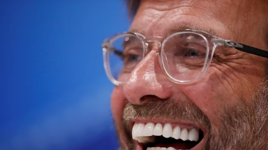 Jurgen Klopp, sonriente ante los medios Jurgen Klopp, sonriente ante los medios