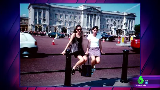 La foto premonitoria de Meghan Markle frente al Palacio de Buckingham cuando tenía 15 años La foto premonitoria de Meghan Markle frente al Palacio de Buckingham cuando tenía 15 años