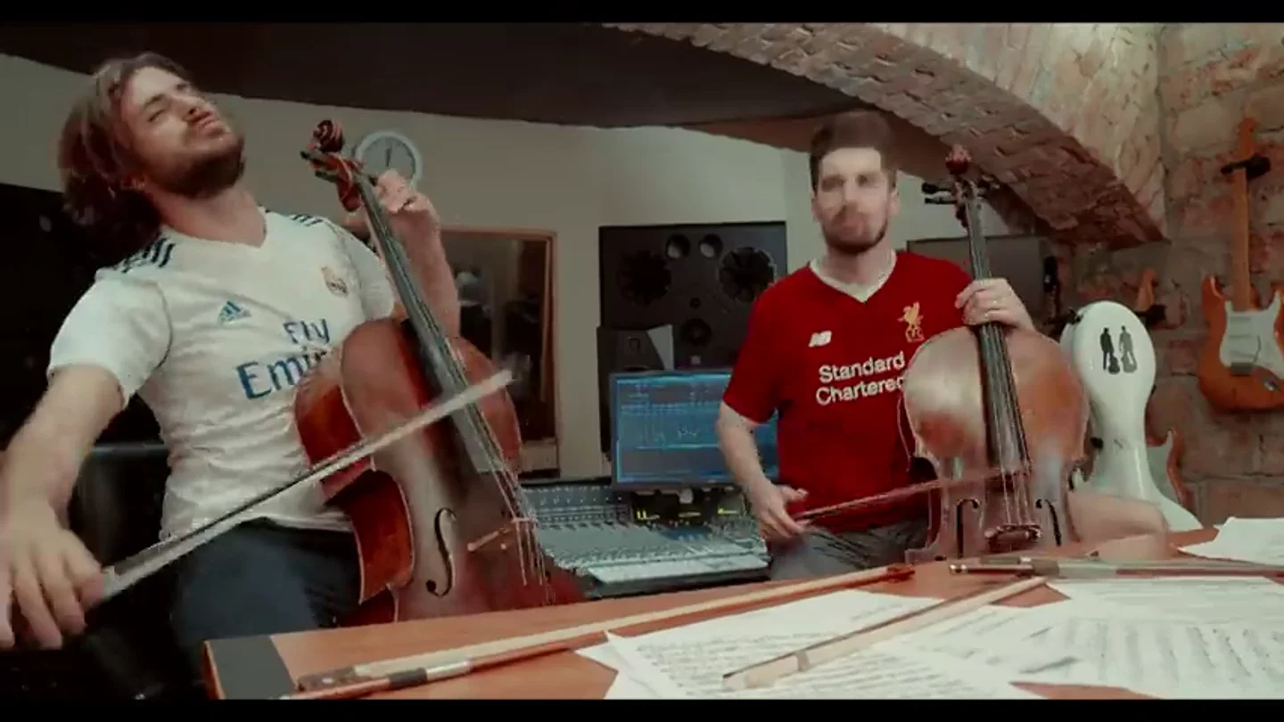 2Cellos estrenan vídeo para su versión de Seven Nation Army, que tocarán en la final de la Champions Total 2Cellos estrenan vídeo para su versión de Seven Nation Army, que tocarán en la final de la Champions Total