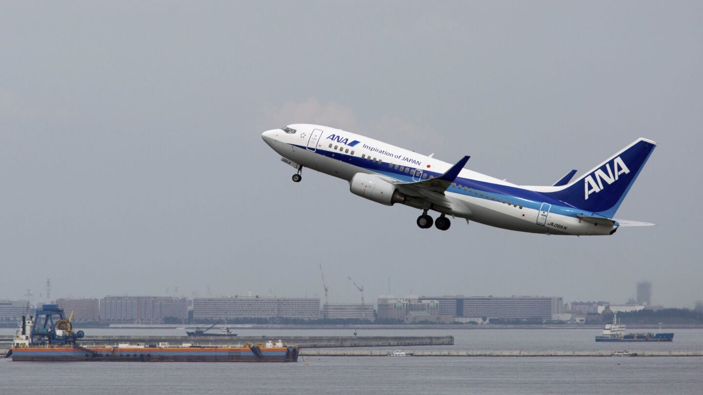 Avi&oacute;n de la aerol&iacute;nea nipona All Nippon Airways (ANA)