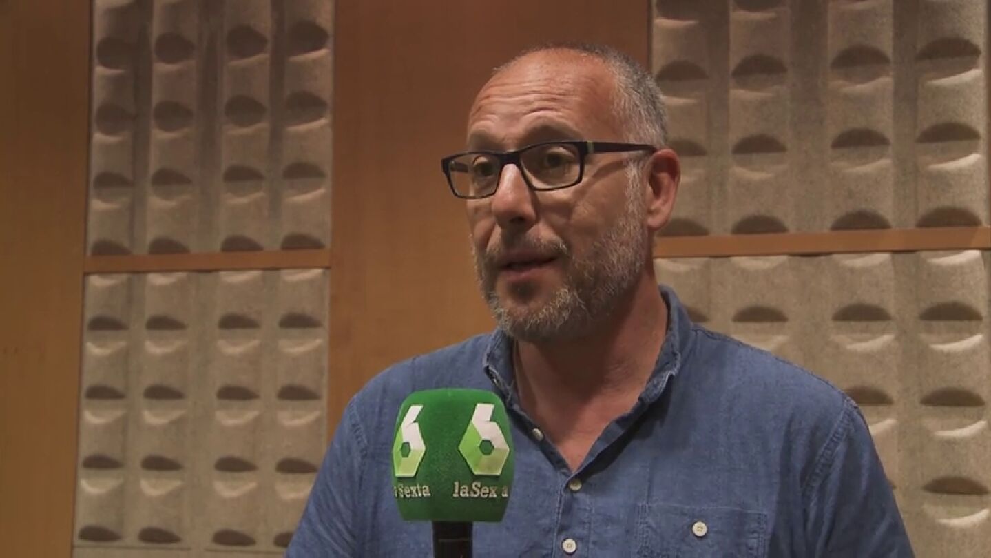 Santi Gonz&aacute;lez, director de Bienvenidas al norte y al sur: "Estas mujeres nos van a ense&ntilde;ar que hablando se entiende la gente"